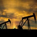 Oil Holds Near $68 as U.S.–Iran Talks and OPEC+ Pause Sustain Risk Premium